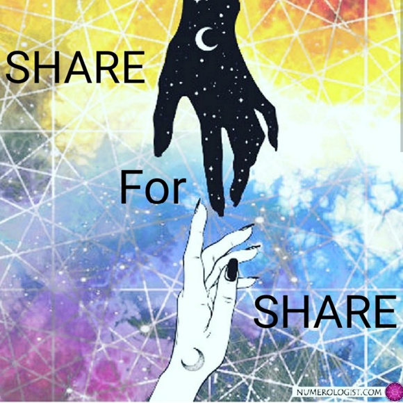 🎁🎄 Like *NEW LISTING* for +5shares!!! 🎄🎁 - Picture 3 of 8